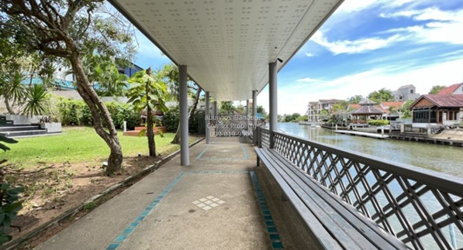 For sale 3 bedrooms house in Sattahip, Chonburi