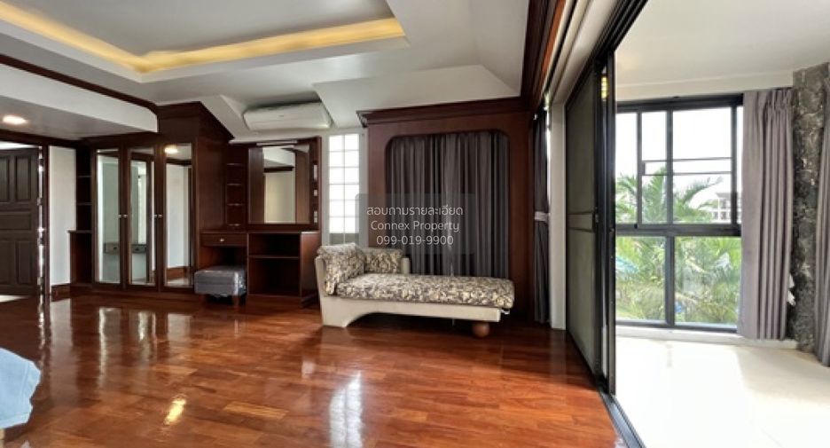 For sale 3 bedrooms house in Sattahip, Chonburi