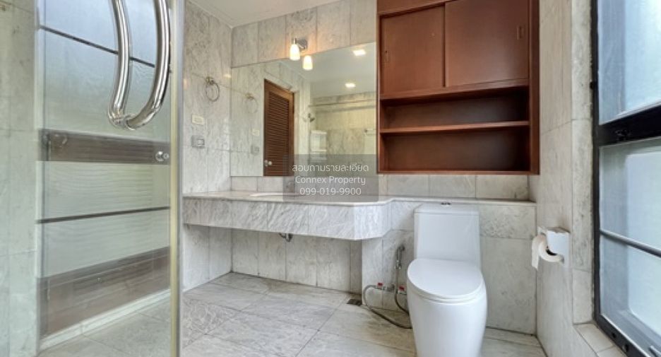 For sale 3 bedrooms house in Sattahip, Chonburi
