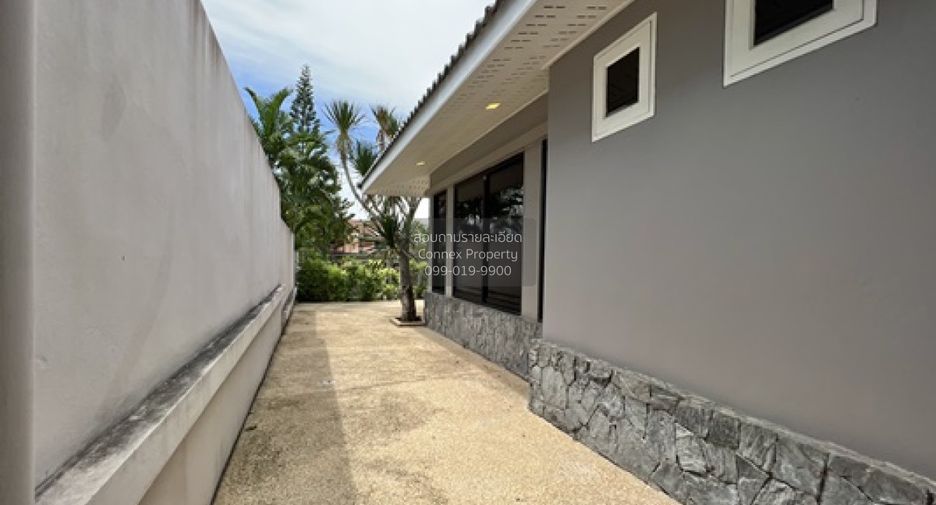 For sale 3 bedrooms house in Sattahip, Chonburi