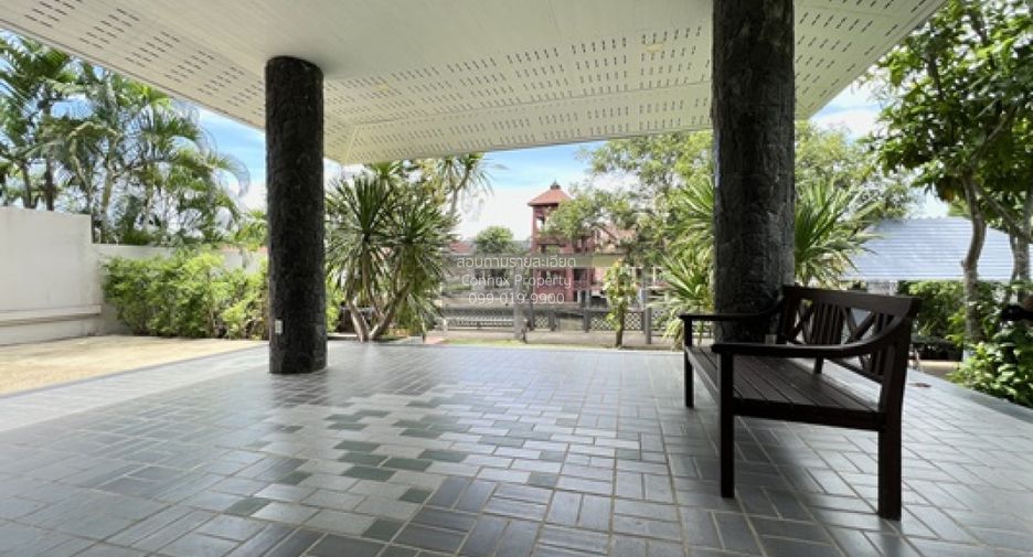 For sale 3 bedrooms house in Sattahip, Chonburi