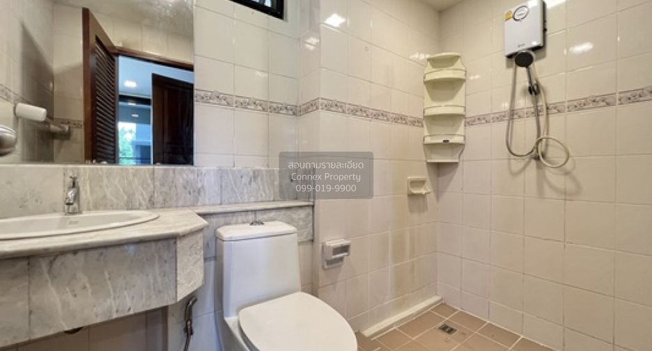 For sale 3 bedrooms house in Sattahip, Chonburi