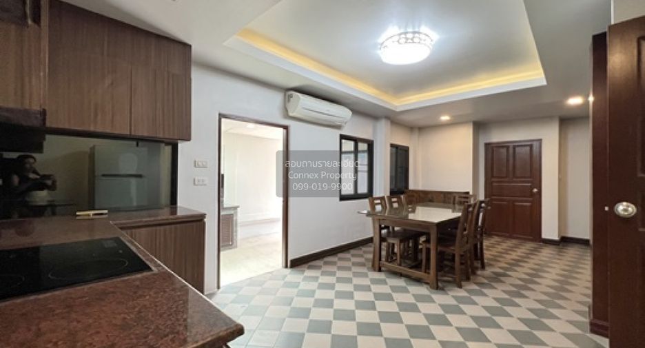 For sale 3 bedrooms house in Sattahip, Chonburi