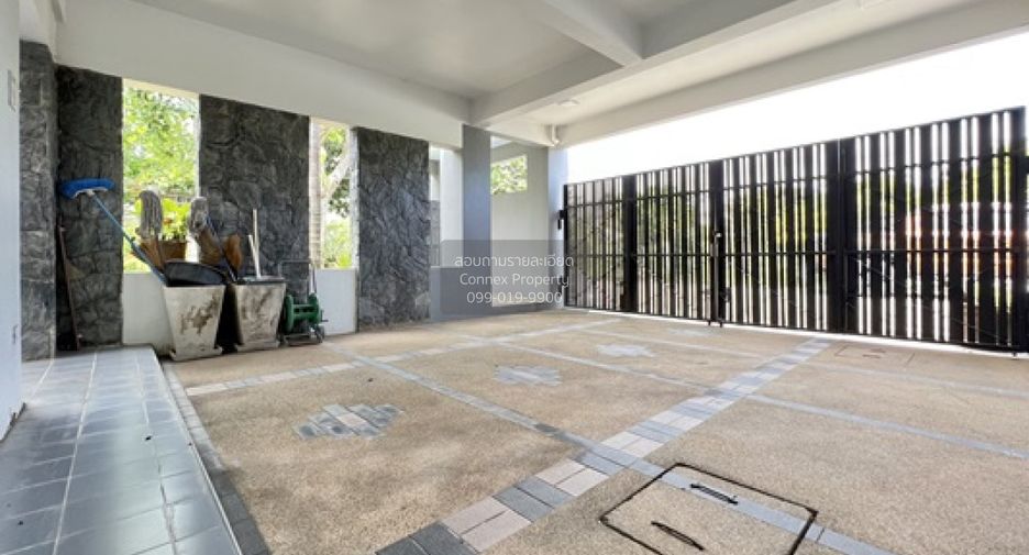 For sale 3 bedrooms house in Sattahip, Chonburi
