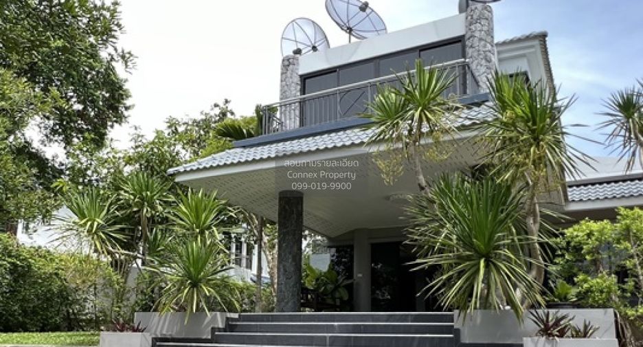For sale 3 bedrooms house in Sattahip, Chonburi