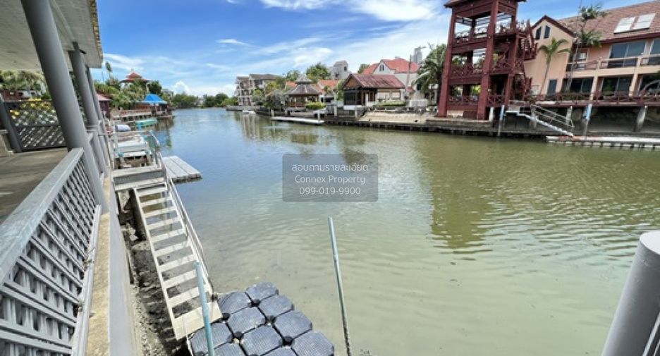 For sale 3 bedrooms house in Sattahip, Chonburi