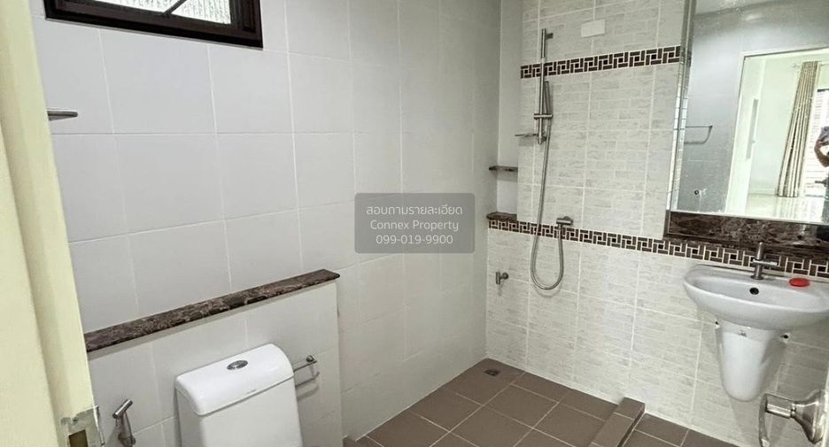 Haus zum Kauf mit 3 Zimmer in Bang Khun Thian, Bangkok