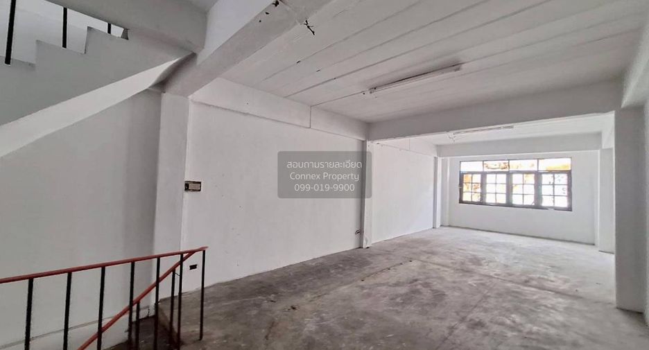 Продажа 1 кровать торговое помещение в Si Racha, Чонбури