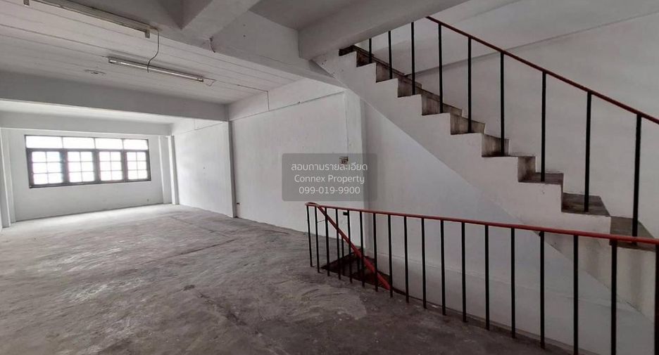 Продажа 1 кровать торговое помещение в Si Racha, Чонбури