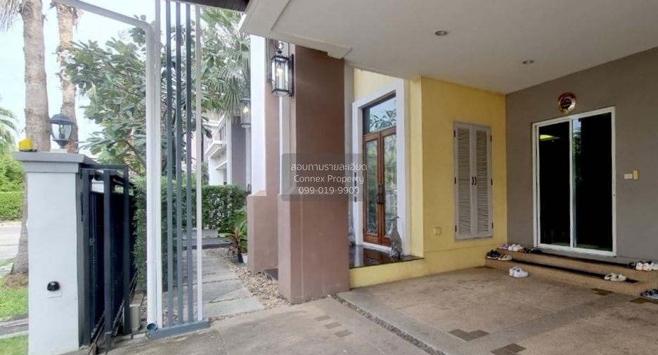 For sale 5 bedrooms house in Khan Na Yao, Bangkok