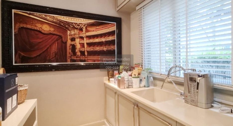 For sale 5 bedrooms house in Khan Na Yao, Bangkok