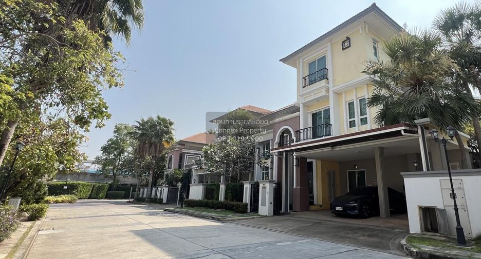 For sale 5 bedrooms house in Khan Na Yao, Bangkok