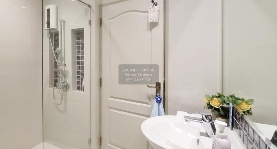For sale 5 bedrooms house in Khan Na Yao, Bangkok