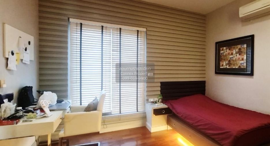 For sale 5 bedrooms house in Khan Na Yao, Bangkok