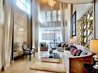 For sale 5 bedrooms house in Khan Na Yao, Bangkok