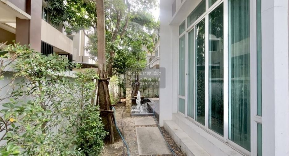 For sale 5 bedrooms house in Khan Na Yao, Bangkok