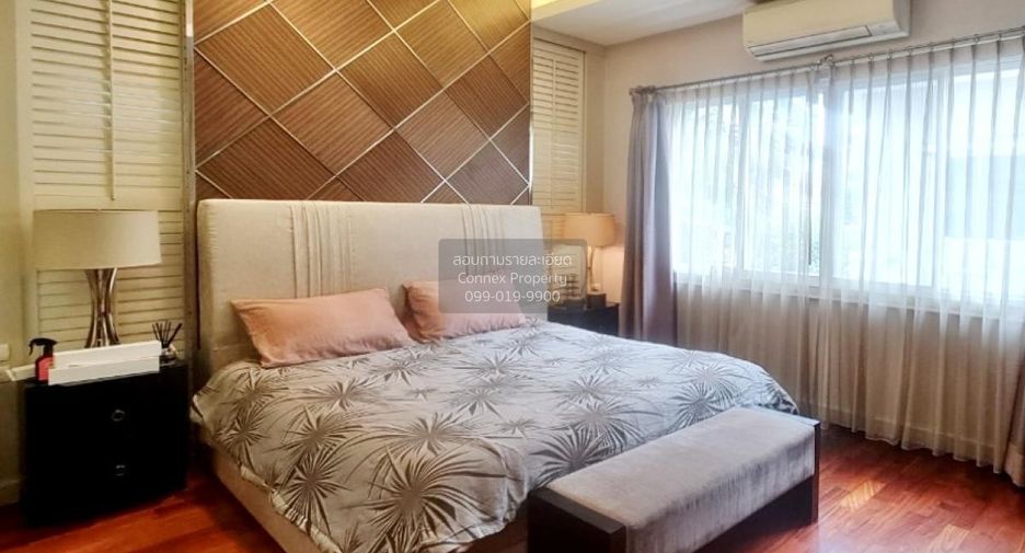 For sale 5 bedrooms house in Khan Na Yao, Bangkok
