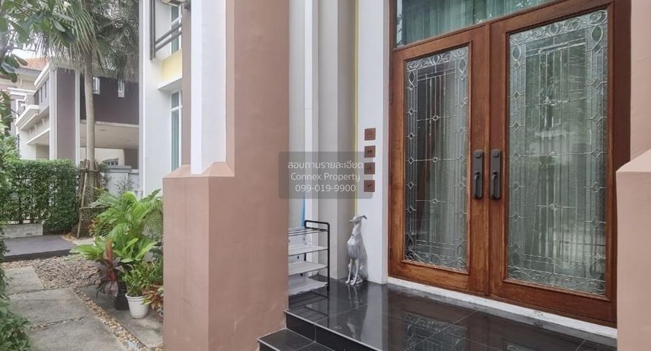 For sale 5 bedrooms house in Khan Na Yao, Bangkok