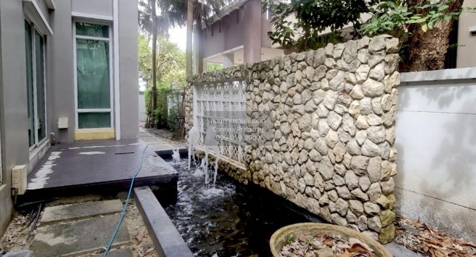 For sale 5 bedrooms house in Khan Na Yao, Bangkok
