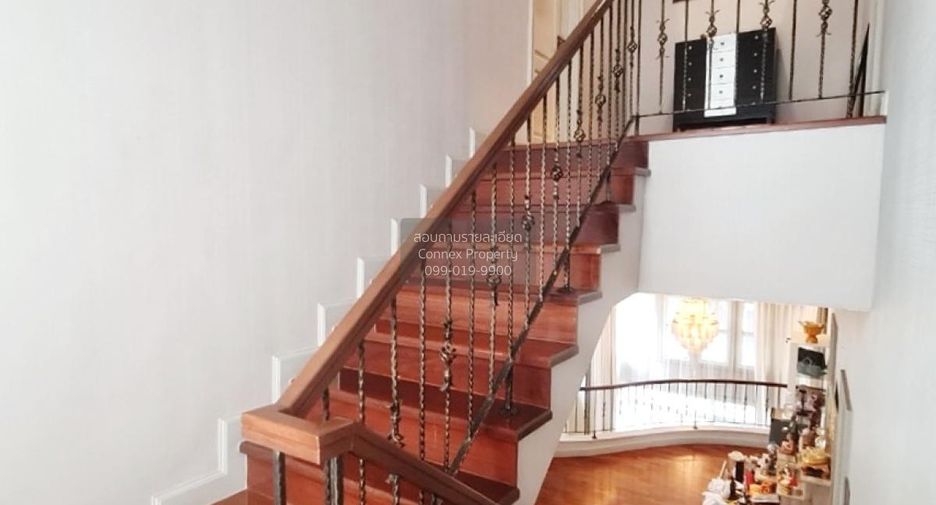 For sale 5 bedrooms house in Khan Na Yao, Bangkok
