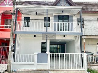 出售 2 卧室 联排别墅 在 Bang Kruai, Nonthaburi
