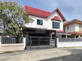 For sale 4 bedrooms house in Khan Na Yao, Bangkok