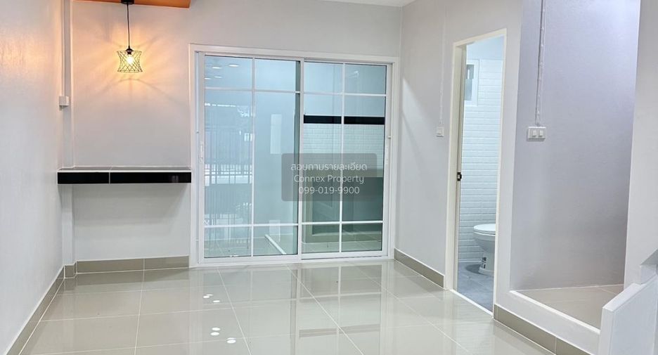 Casa adosada en venta de 2 habitaciones en Bang Bua Thong, Nonthaburi