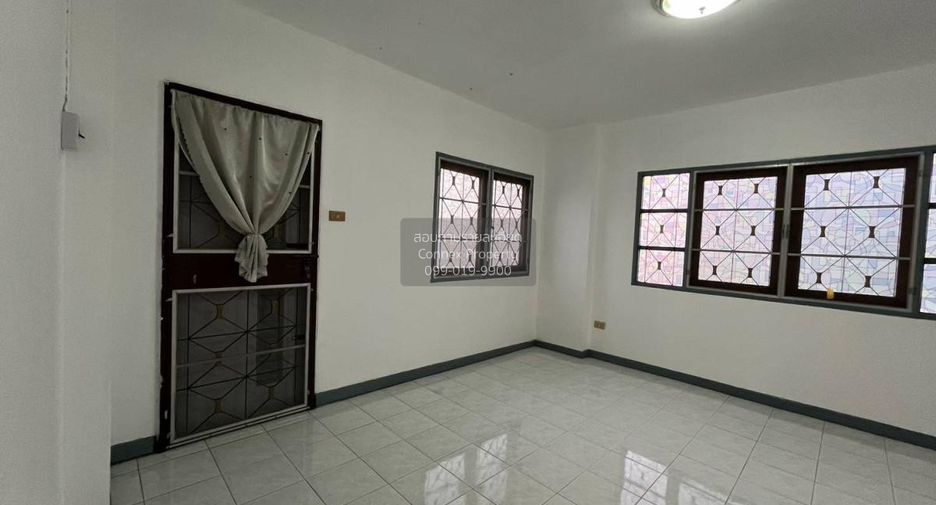 Haus zum Kauf mit 3 Zimmer in Sai Mai, Bangkok