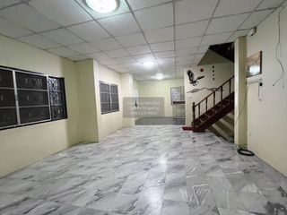 Haus zum Kauf mit 3 Zimmer in Sai Mai, Bangkok