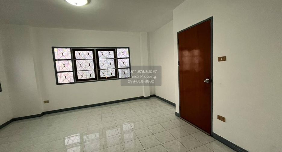 Haus zum Kauf mit 3 Zimmer in Sai Mai, Bangkok