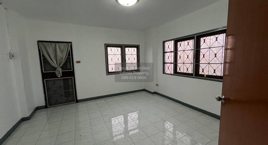 Haus zum Kauf mit 3 Zimmer in Sai Mai, Bangkok