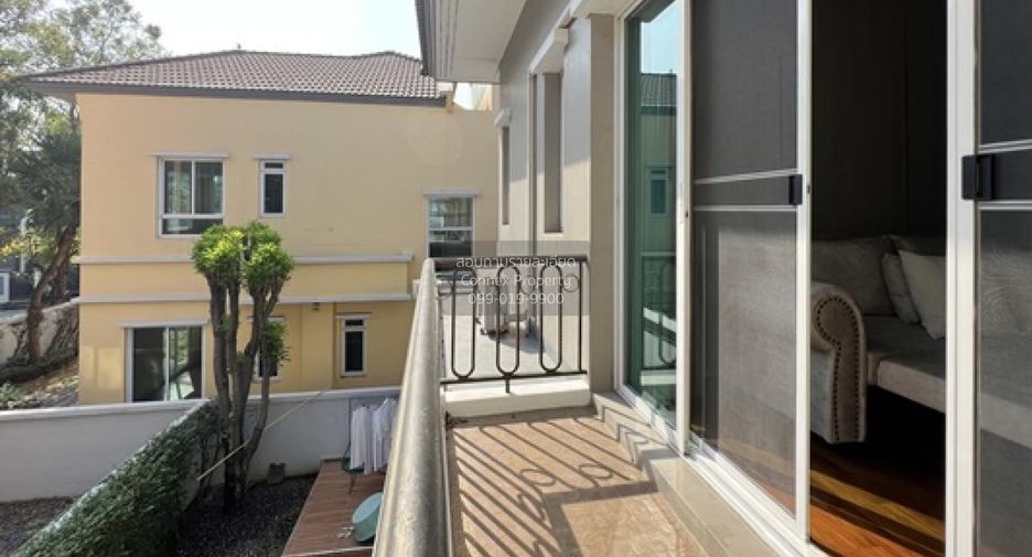 For sale 5 bedrooms house in Khan Na Yao, Bangkok