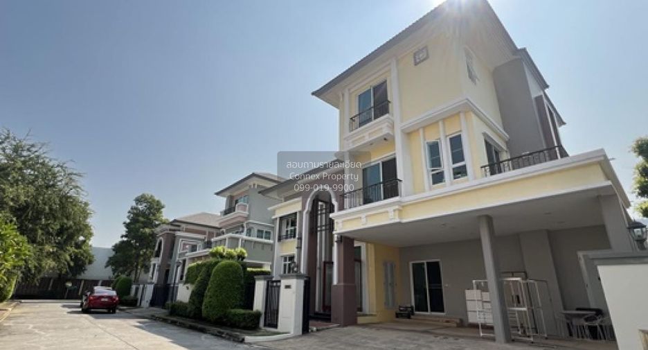 For sale 5 bedrooms house in Khan Na Yao, Bangkok