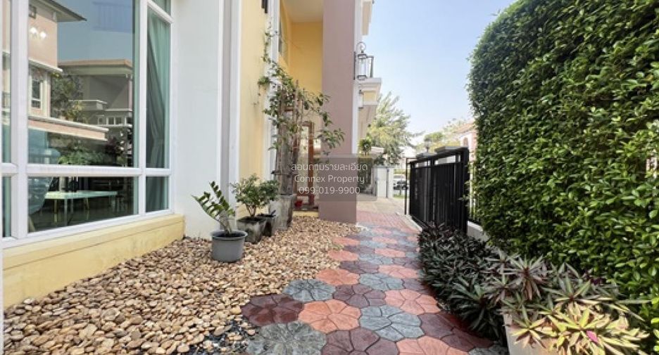 For sale 5 bedrooms house in Khan Na Yao, Bangkok