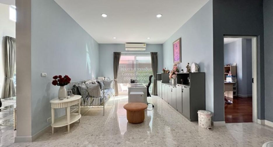 For sale 5 bedrooms house in Khan Na Yao, Bangkok