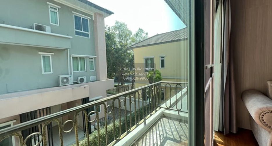 For sale 5 bedrooms house in Khan Na Yao, Bangkok