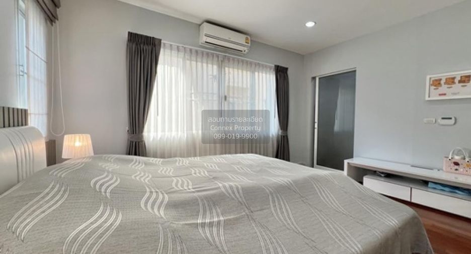 For sale 5 bedrooms house in Khan Na Yao, Bangkok