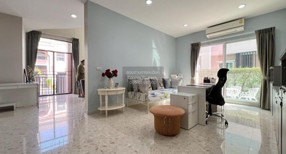 For sale 5 bedrooms house in Khan Na Yao, Bangkok