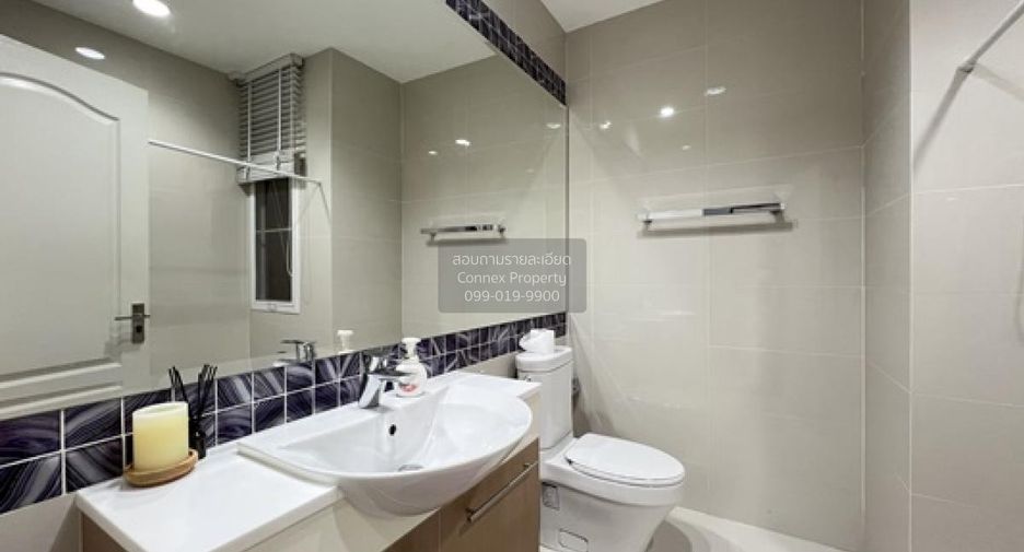 For sale 5 bedrooms house in Khan Na Yao, Bangkok