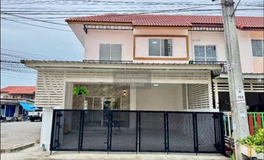 For sale 3 bedrooms townhouse in Bang Bo, Samut Prakan