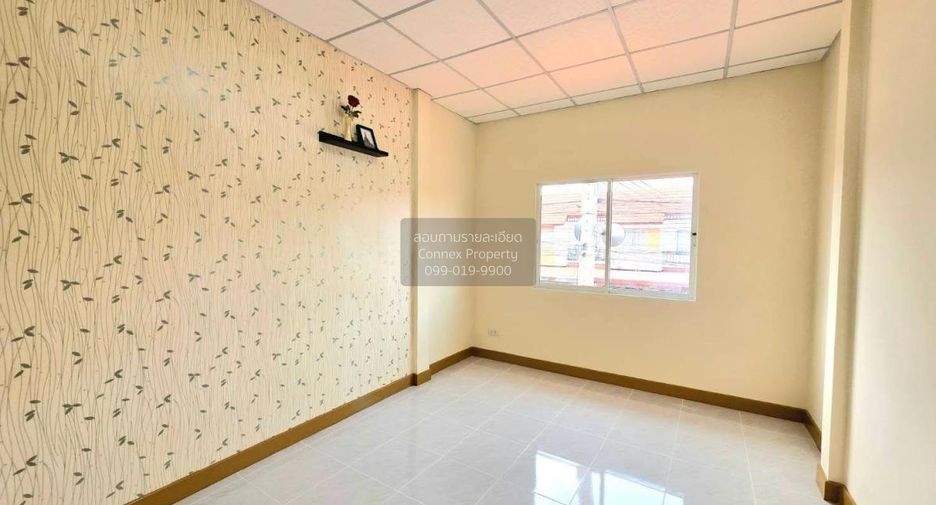 For sale 3 bedrooms townhouse in Bang Bo, Samut Prakan