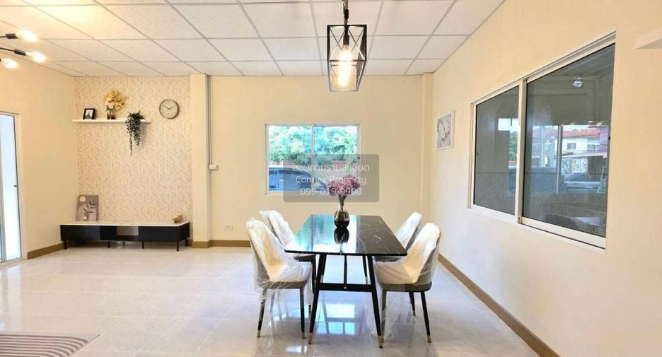For sale 3 bedrooms townhouse in Bang Bo, Samut Prakan