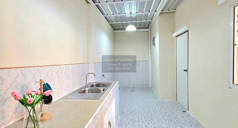 For sale 3 bedrooms townhouse in Bang Bo, Samut Prakan