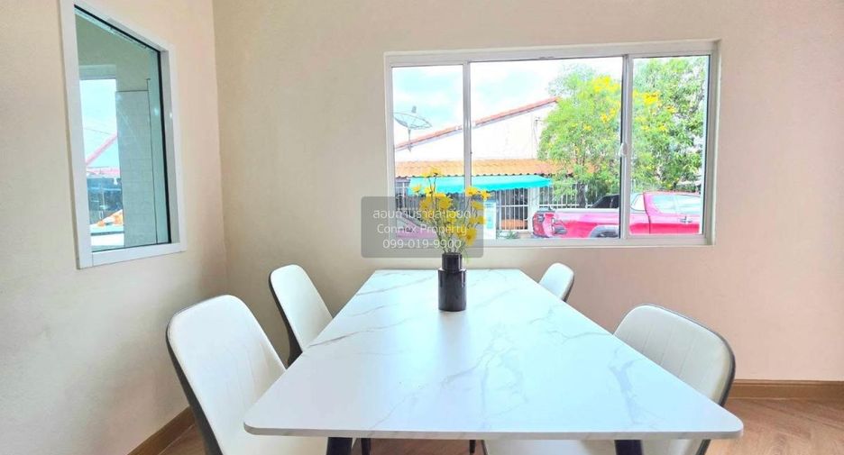 Casa adosada en venta de 3 habitaciones en Mueang Samut Prakan, Samut Prakan