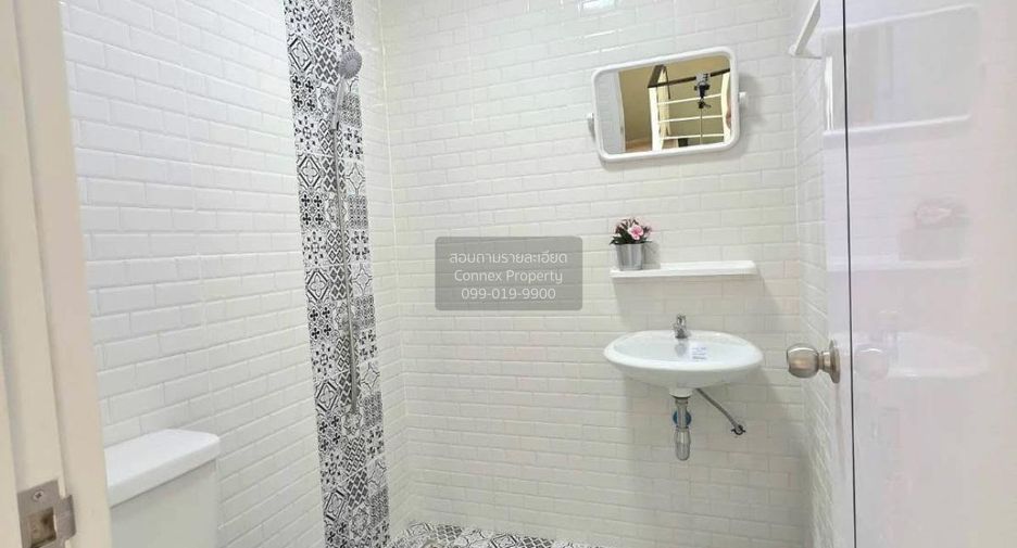 For sale 3 bedrooms townhouse in Phra Samut Chedi, Samut Prakan
