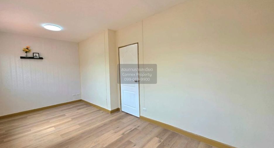 For sale 3 bedrooms townhouse in Phra Samut Chedi, Samut Prakan