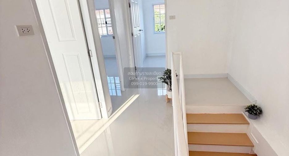 Casa adosada en venta de 4 habitaciones en Nong Chok, Bangkok