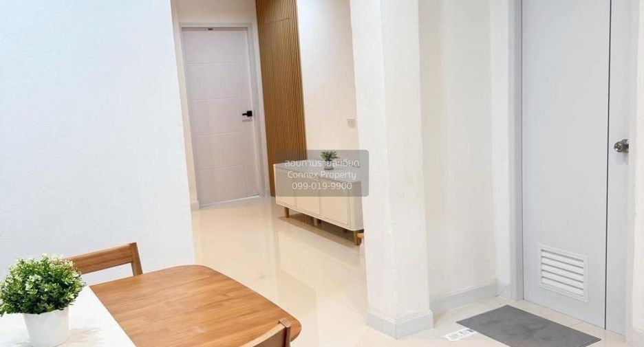 Casa adosada en venta de 4 habitaciones en Nong Chok, Bangkok