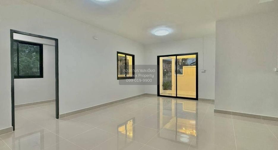 For sale 3 bedrooms townhouse in Sai Noi, Nonthaburi