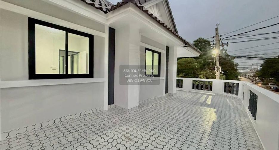 For sale 3 bedrooms townhouse in Sai Noi, Nonthaburi